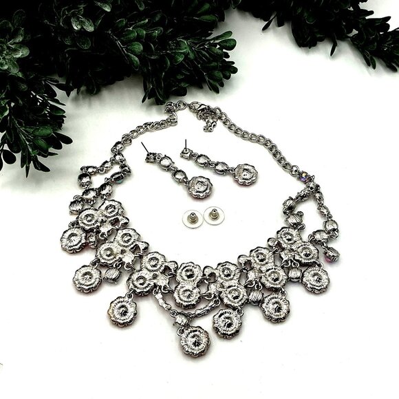 Pink Rhinestone Statement Necklace & Dangle Earrings Set - Picture 6 of 7